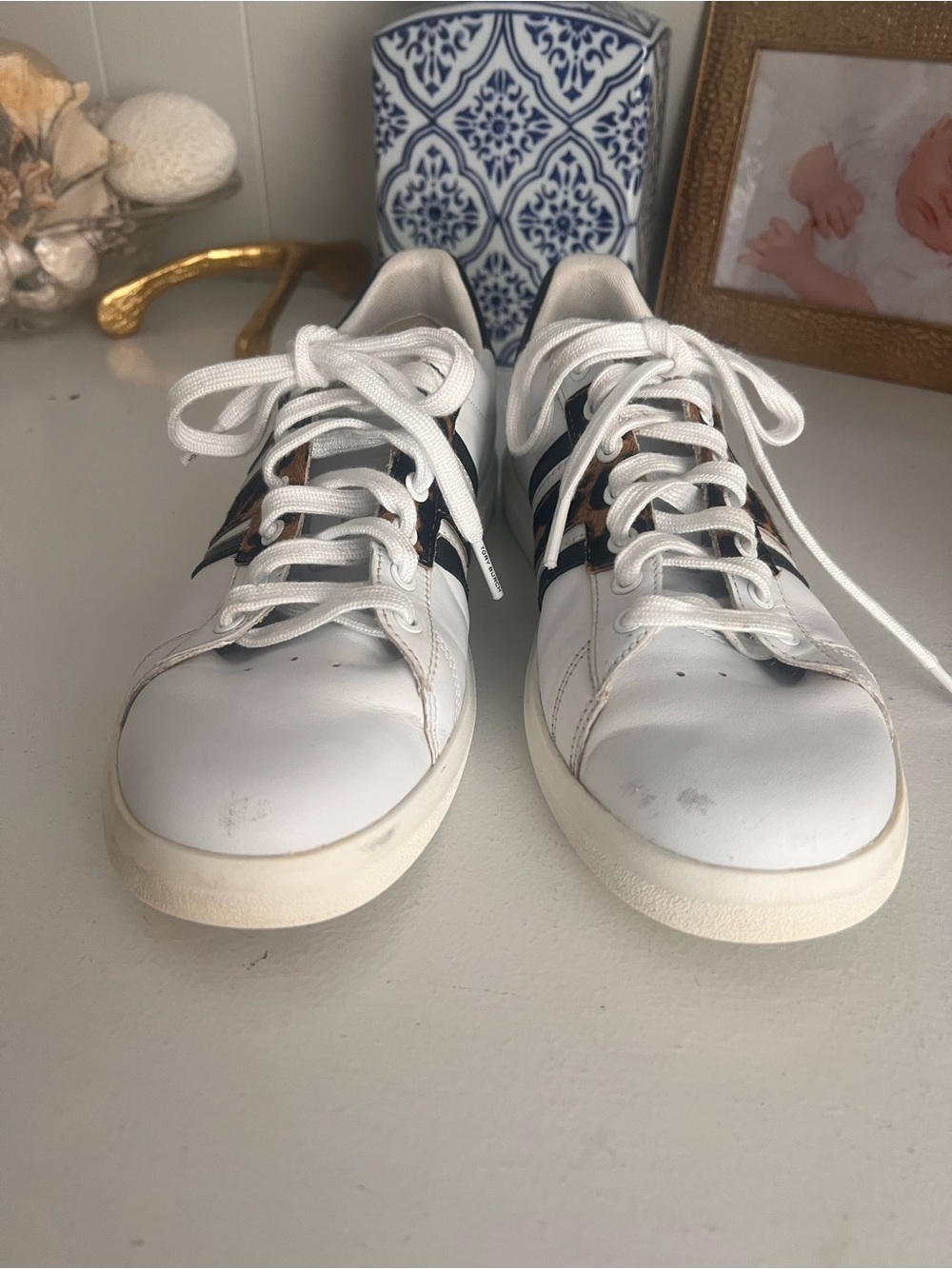 Authentic Tory Burch shoes w/ dust bag - Picture 9 of 12